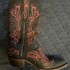 Women’s Lucchese boots